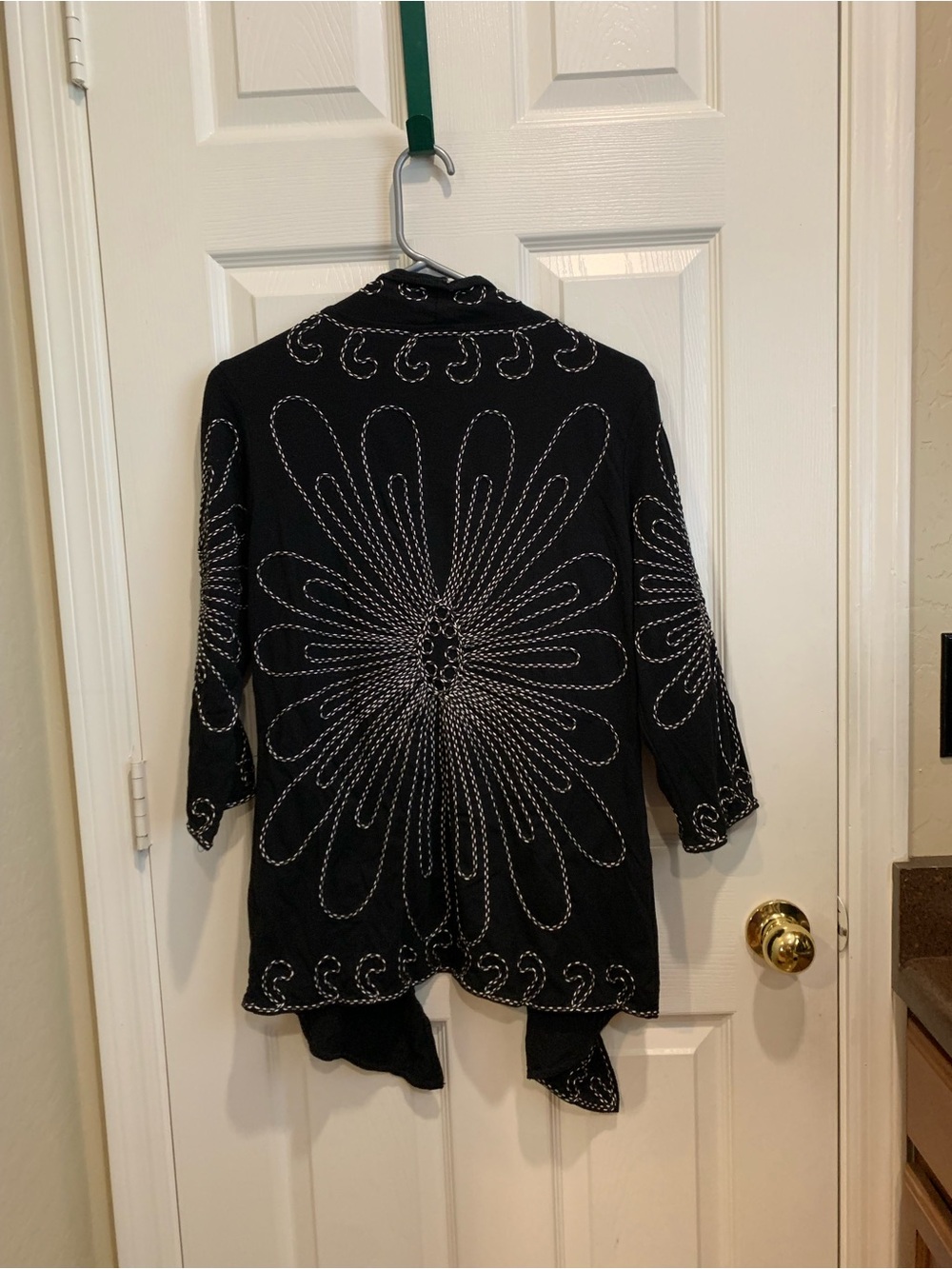 Lauren Michelle Black Open-Front Cardigan with White Embroidery - Picture 4 of 8